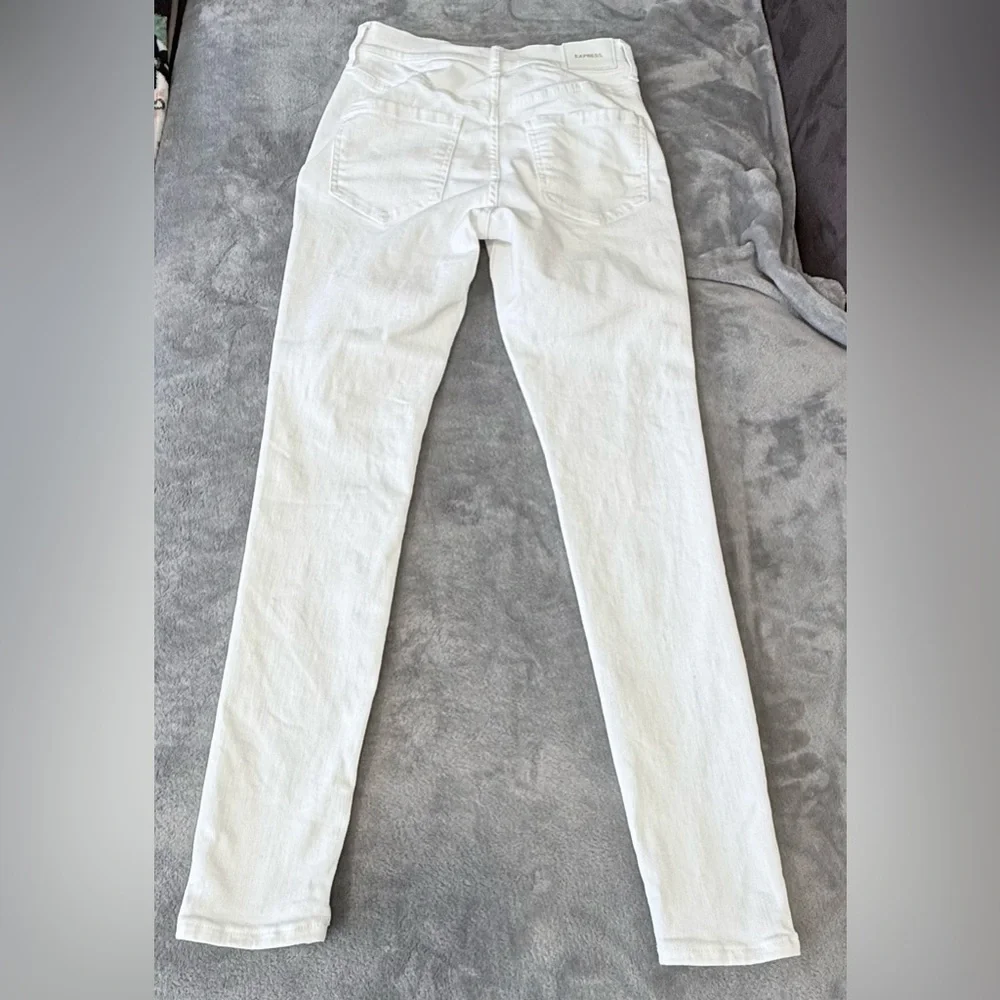 ~Express Women's High Rise White Skinny Jeans
